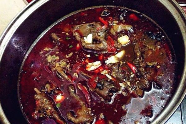 香辣鴨脖鹵水配方及做法